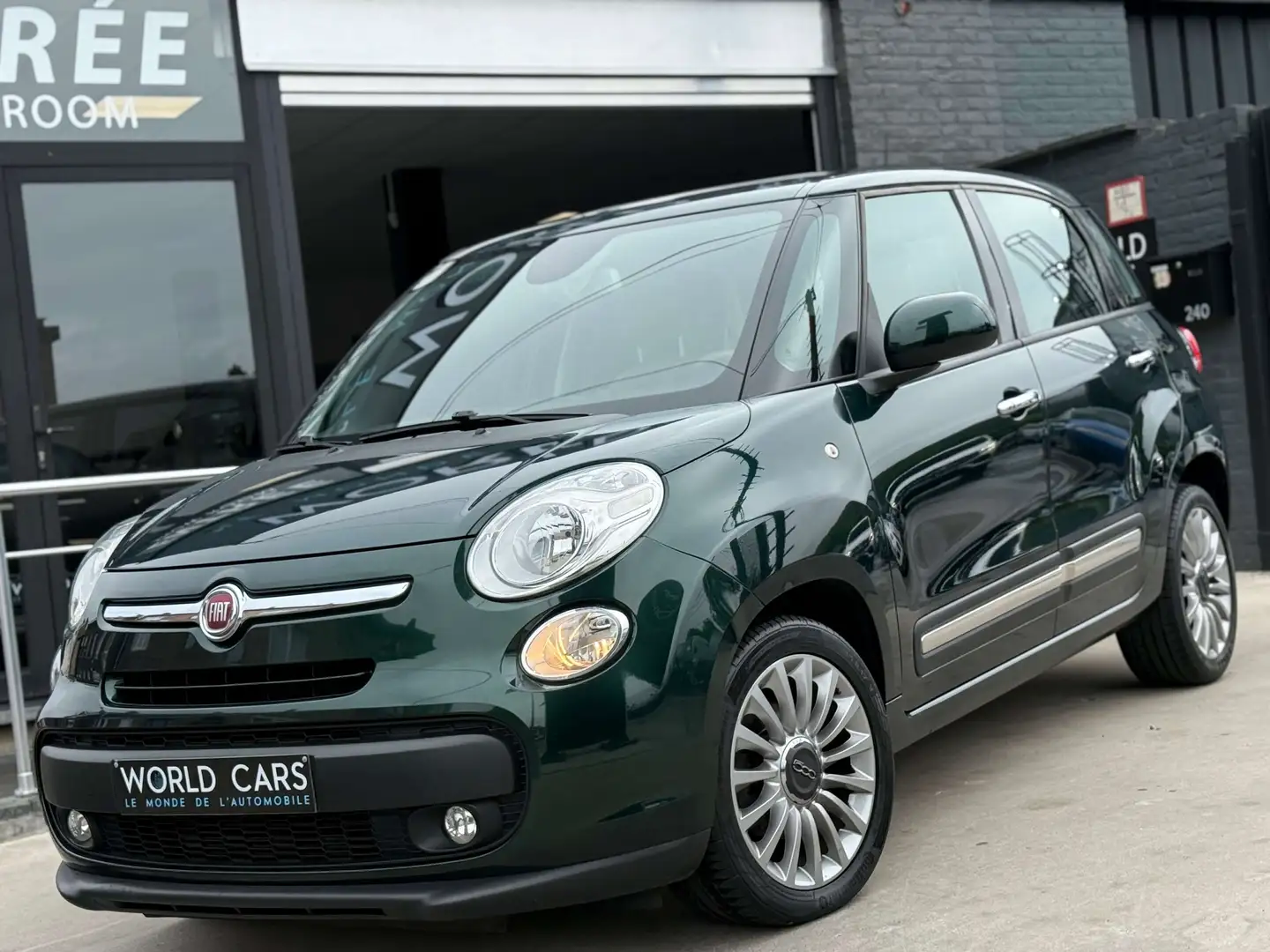 Fiat 500L 1.3 Multijet Lounge BOITE AUTO TOIT PANO NAVI AC Vert - 1