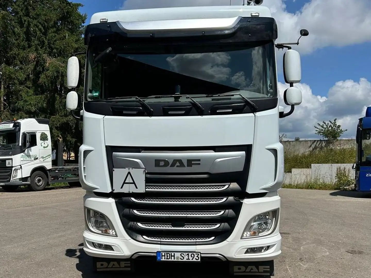 DAF XF 530 FAS Weiß - 1