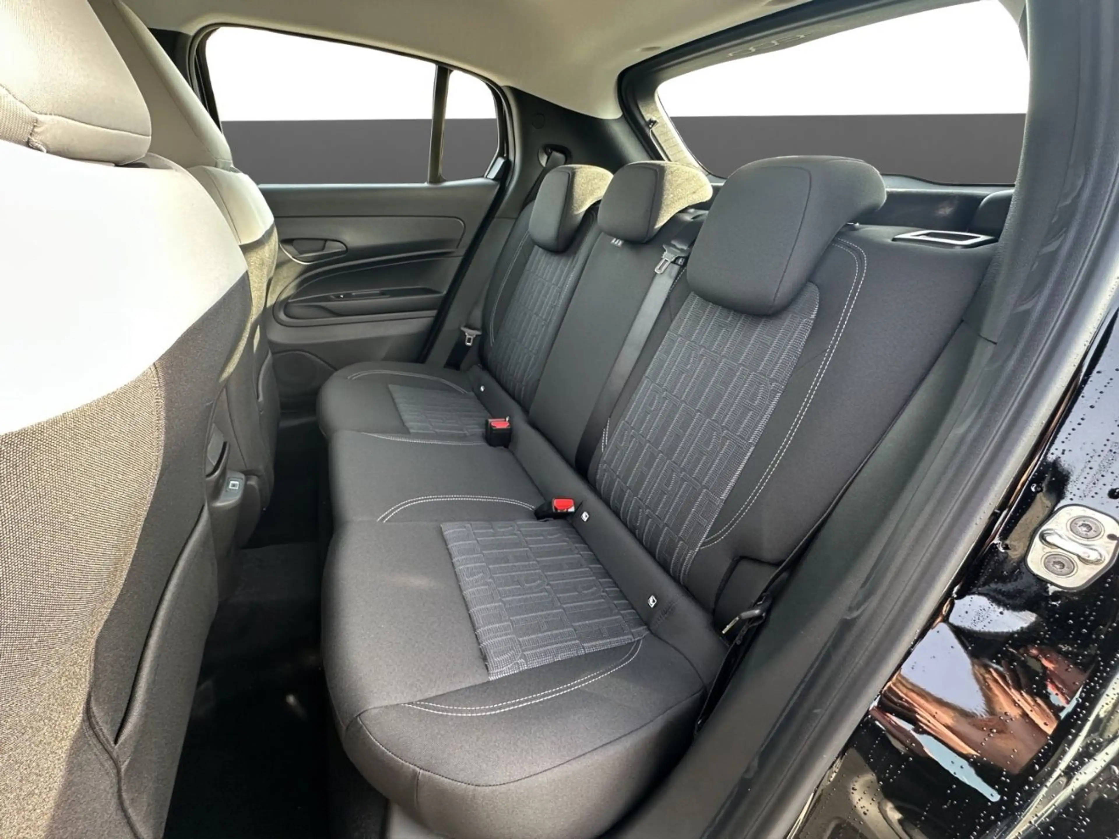 Fiat 600 BUSINESS EDITION MHEV Kam.+LED+Navi+SHZ — photo 13