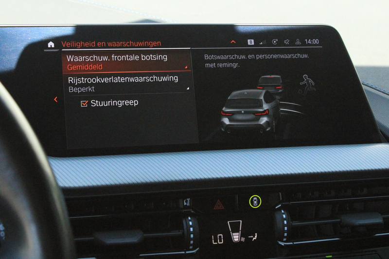 BMW 120 1-serie 120i M Sport Pro Pano Camera Trekhaak Stuu — photo 40