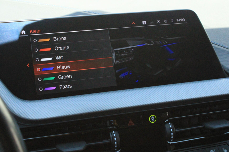 BMW 120 1-serie 120i M Sport Pro Pano Camera Trekhaak Stuu — photo 36