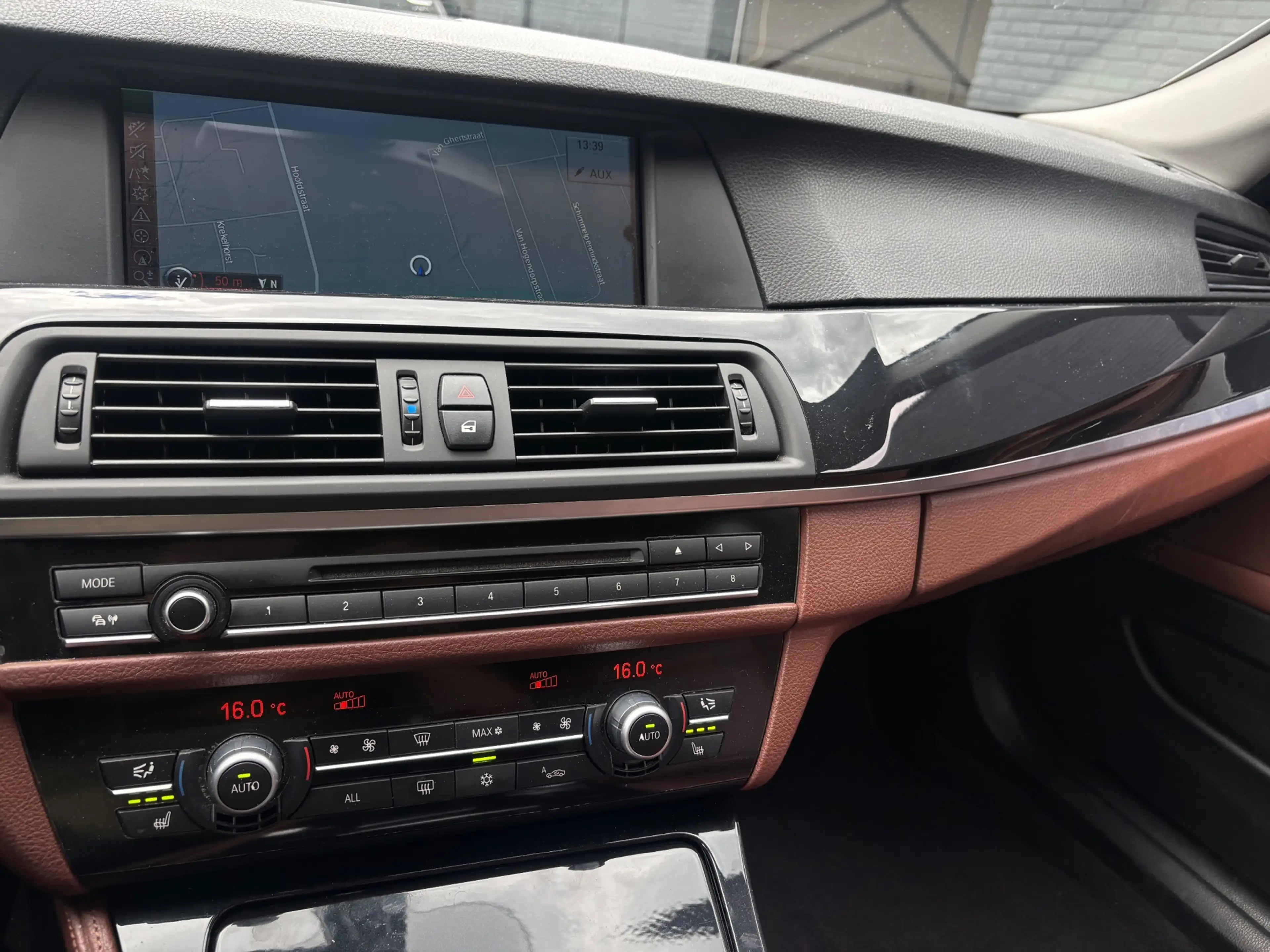 BMW 528 5-serie 528i High Executive | Leder | Stoelverwarm — photo 10