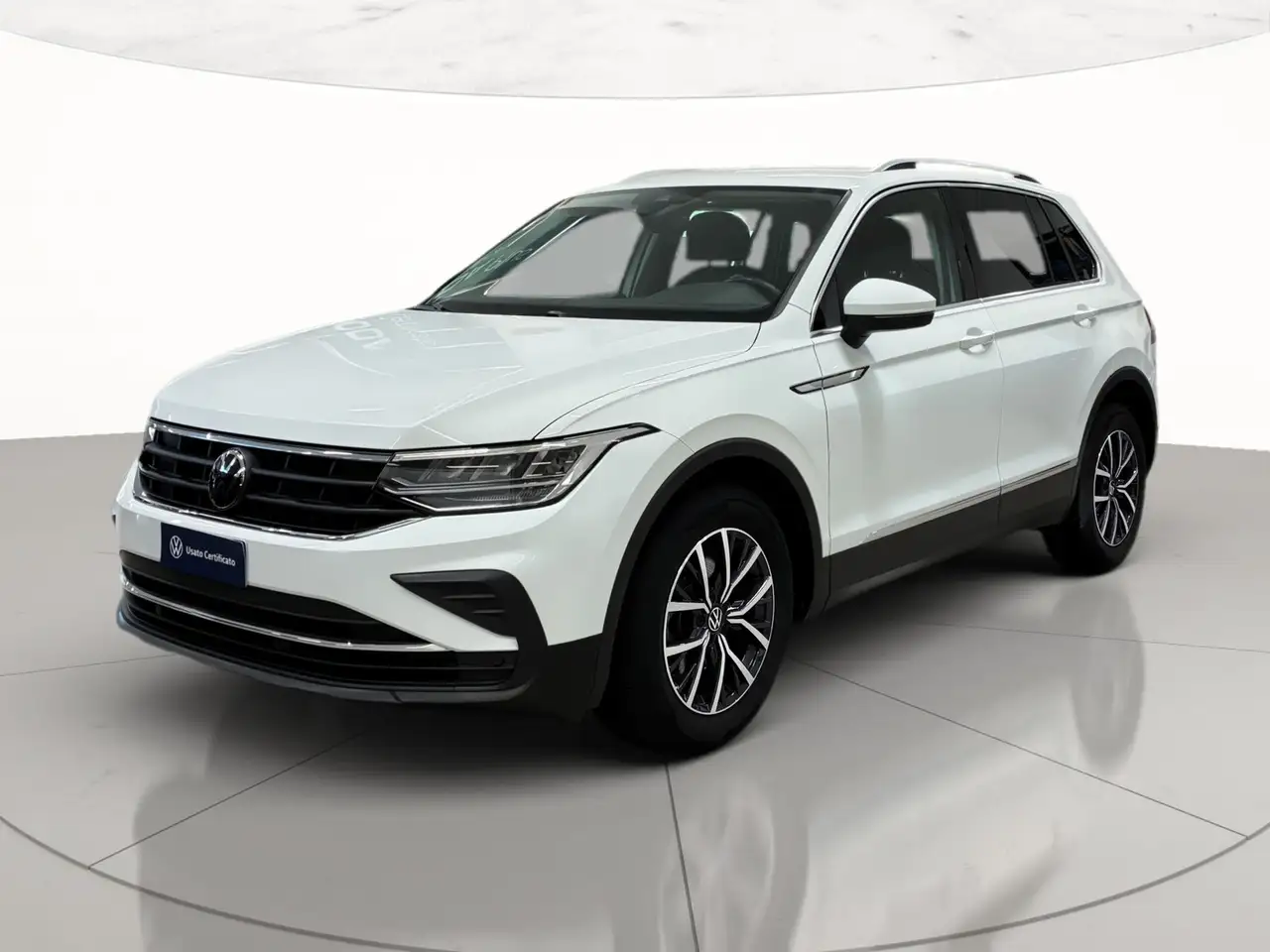 Volkswagen Tiguan 2.0 tdi life 122cv — photo 1 of 15