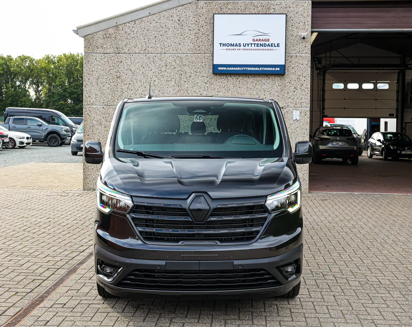 Renault Trafic BTW-WAGEN*VERLENGDE-VERSIE*DRAAIENDE-STOELEN* Negro - 2