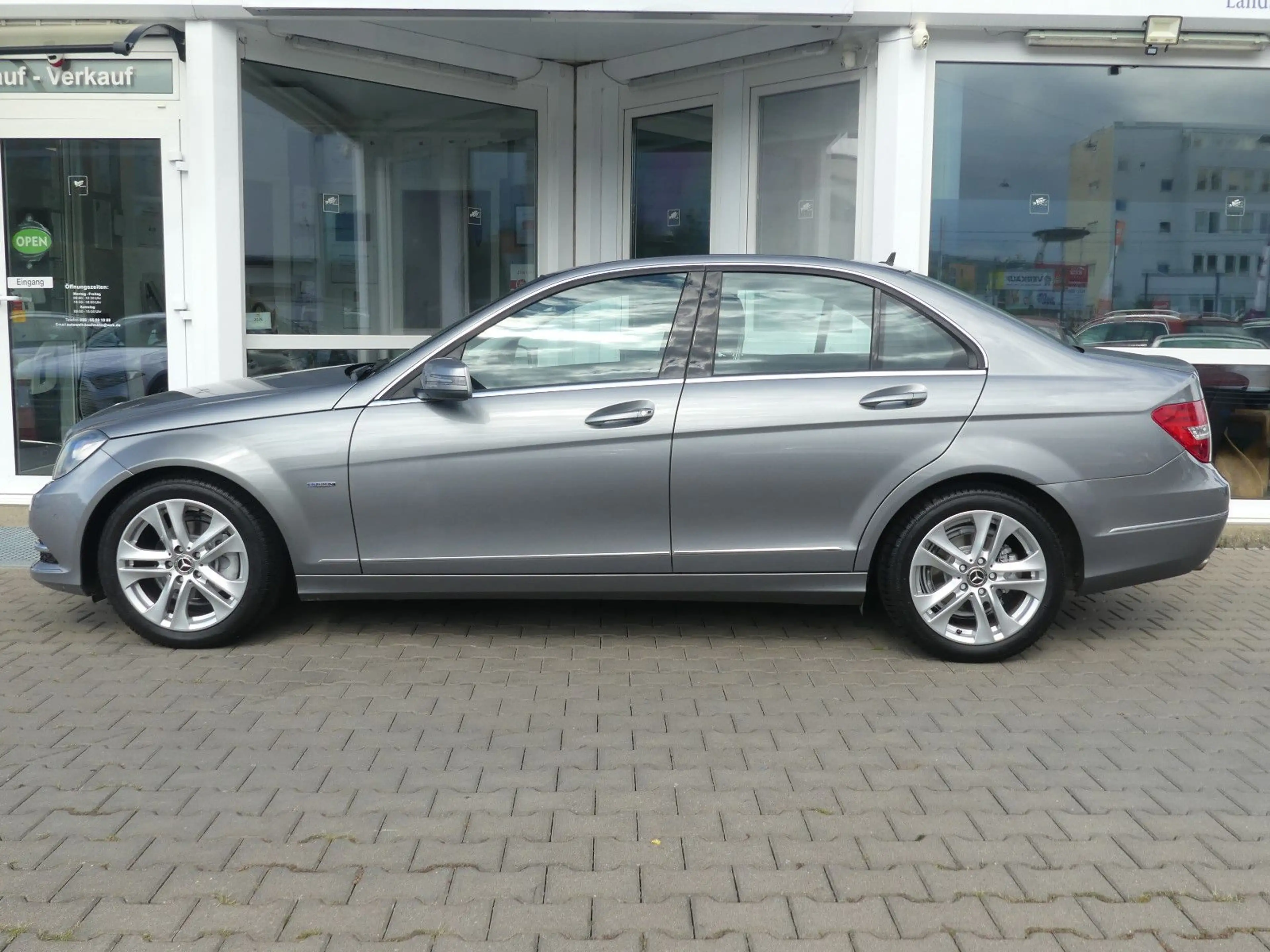 Mercedes-Benz C 180 C180 CGI Aut. Avantgarde Navi Lim Temp SZH PDC — photo 8