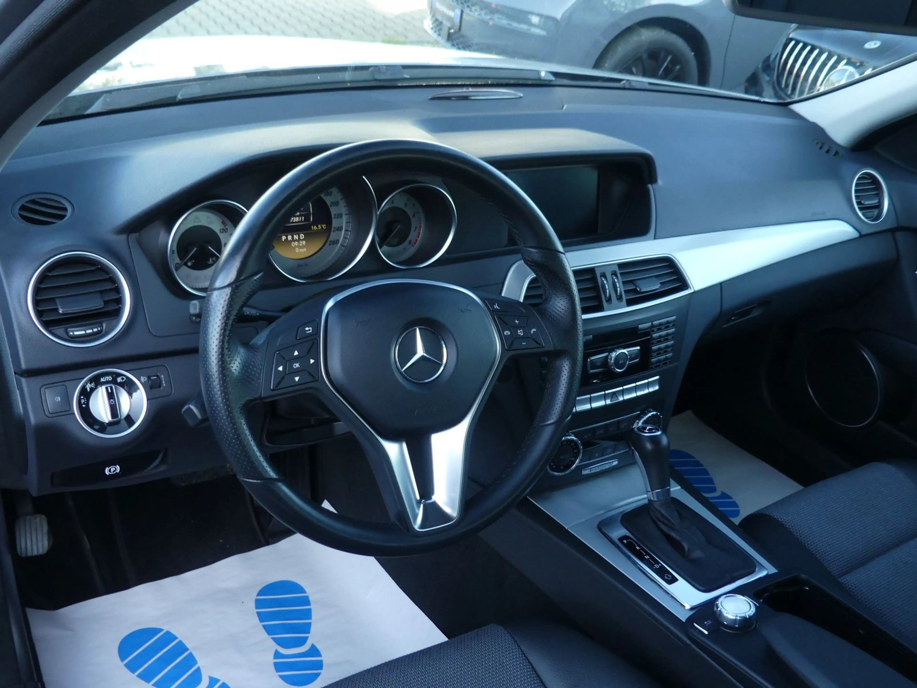 Mercedes-Benz C 180 C180 CGI Aut. Avantgarde Navi Lim Temp SZH PDC — photo 9