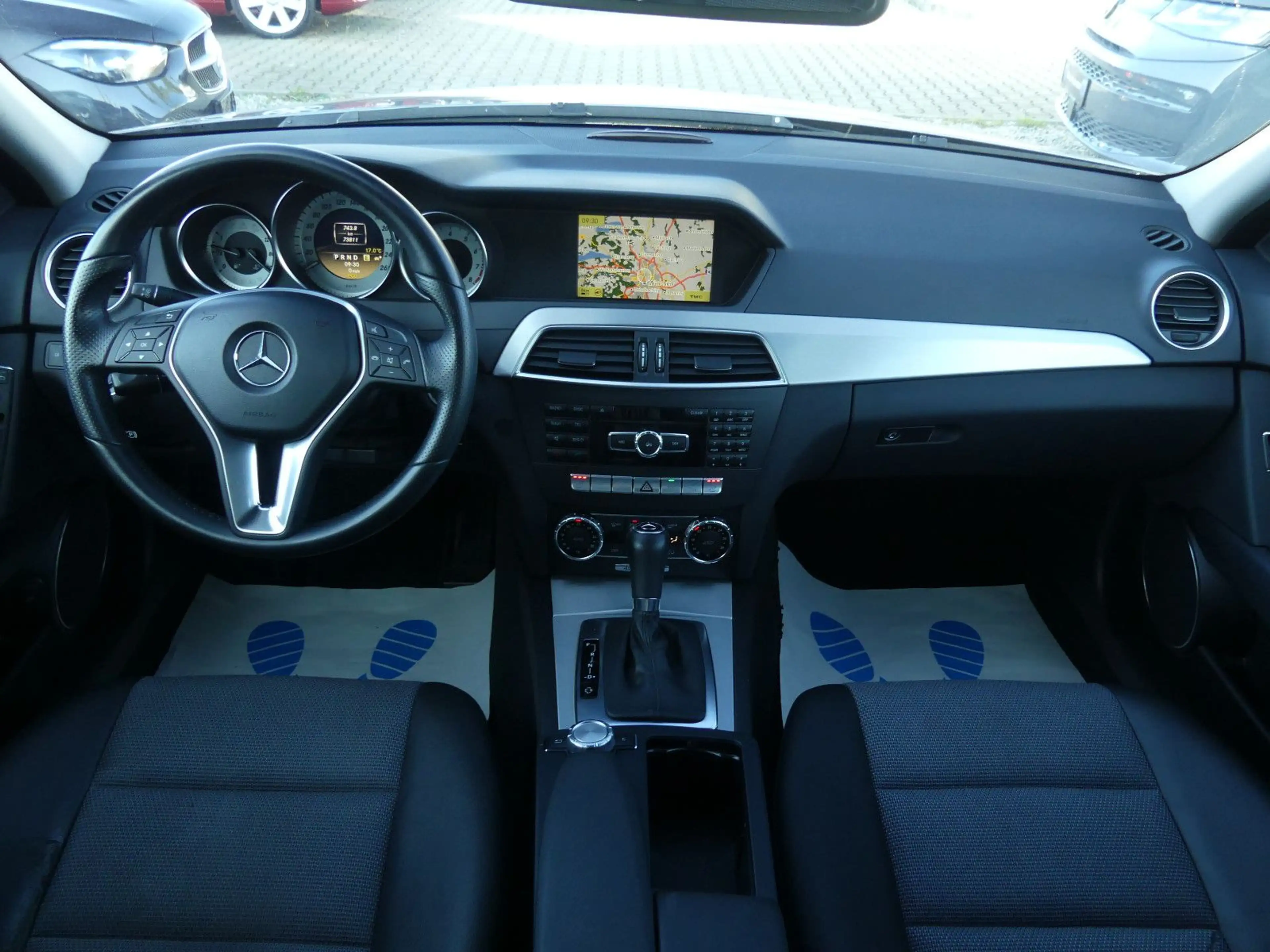 Mercedes-Benz C 180 C180 CGI Aut. Avantgarde Navi Lim Temp SZH PDC — photo 11