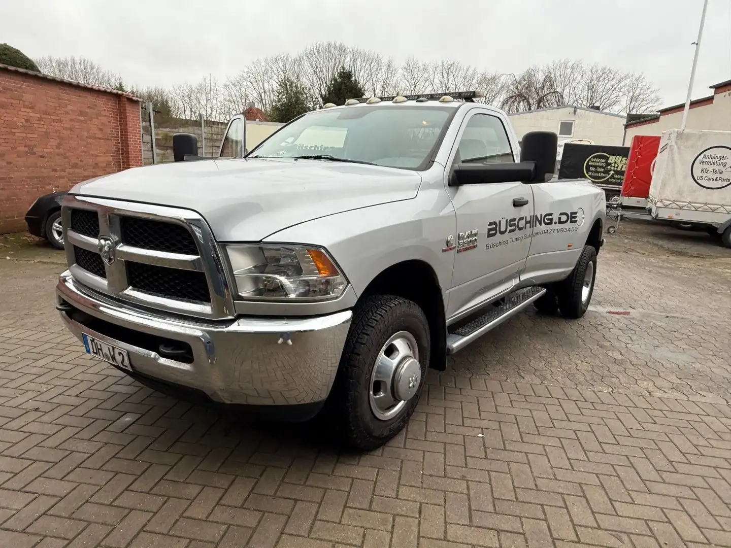 Dodge RAM 3500 4x4 Reg Cab Cummins Diesel Druckluft Silber - 1