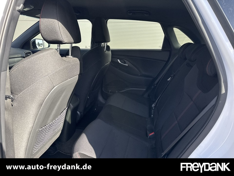 Hyundai i30 FL 5-Türer MJ22 M/T 48V-Hybrid N LINE, Komfortpake — photo 11