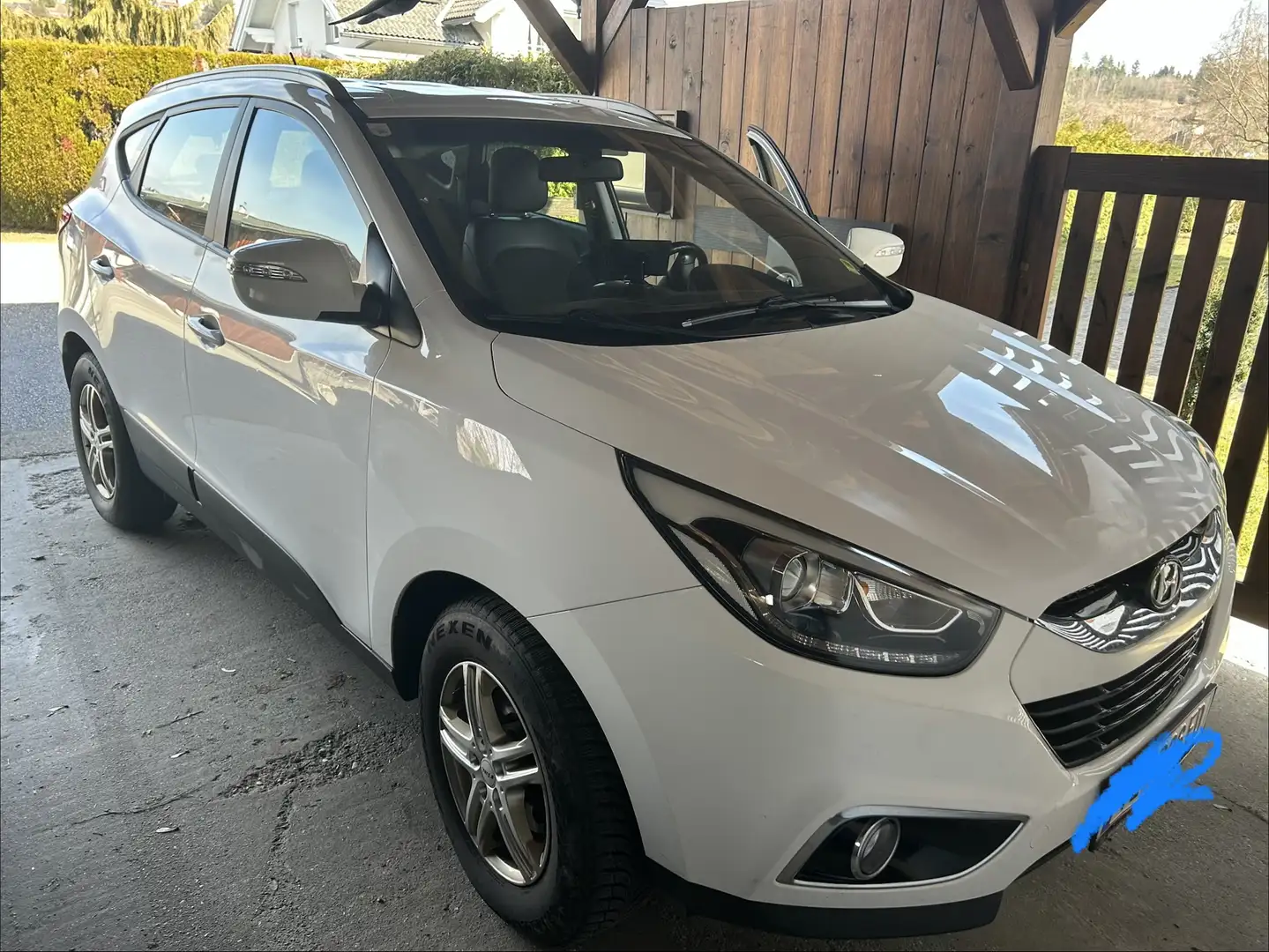 Hyundai iX35 iX35 2,0 CRDi 4WD Weiß - 1
