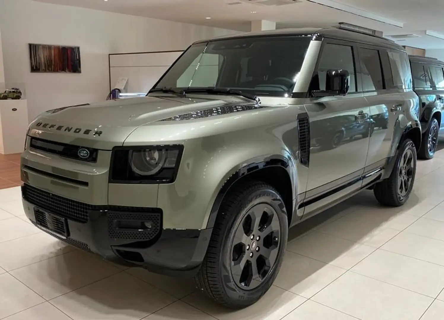 Land Rover Defender 110 3.0D I6 200 CV AWD Auto X-Dynamic SE Groen - 1