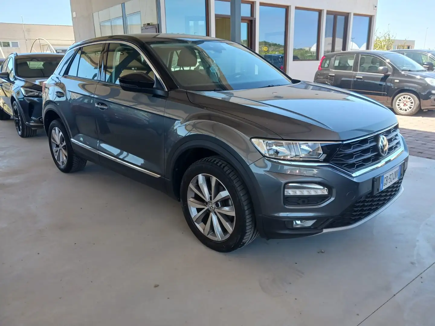 Volkswagen T-Roc T-Roc 1.0 tsi Style 115cv Grigio - 1