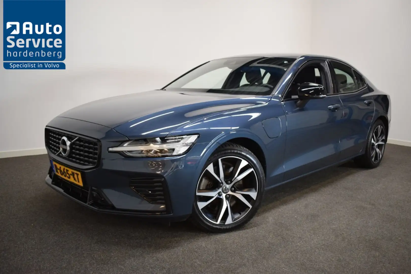 Volvo S60 2.0 Recharge T6 399pk AWD Core 69km elek./ Trekhaa Blau - 1