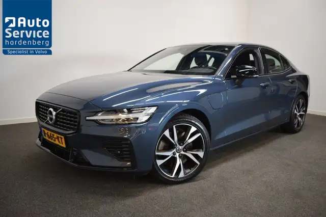 Volvo S60 2.0 Recharge T6 399pk AWD Core 69km elek./ Trekhaa