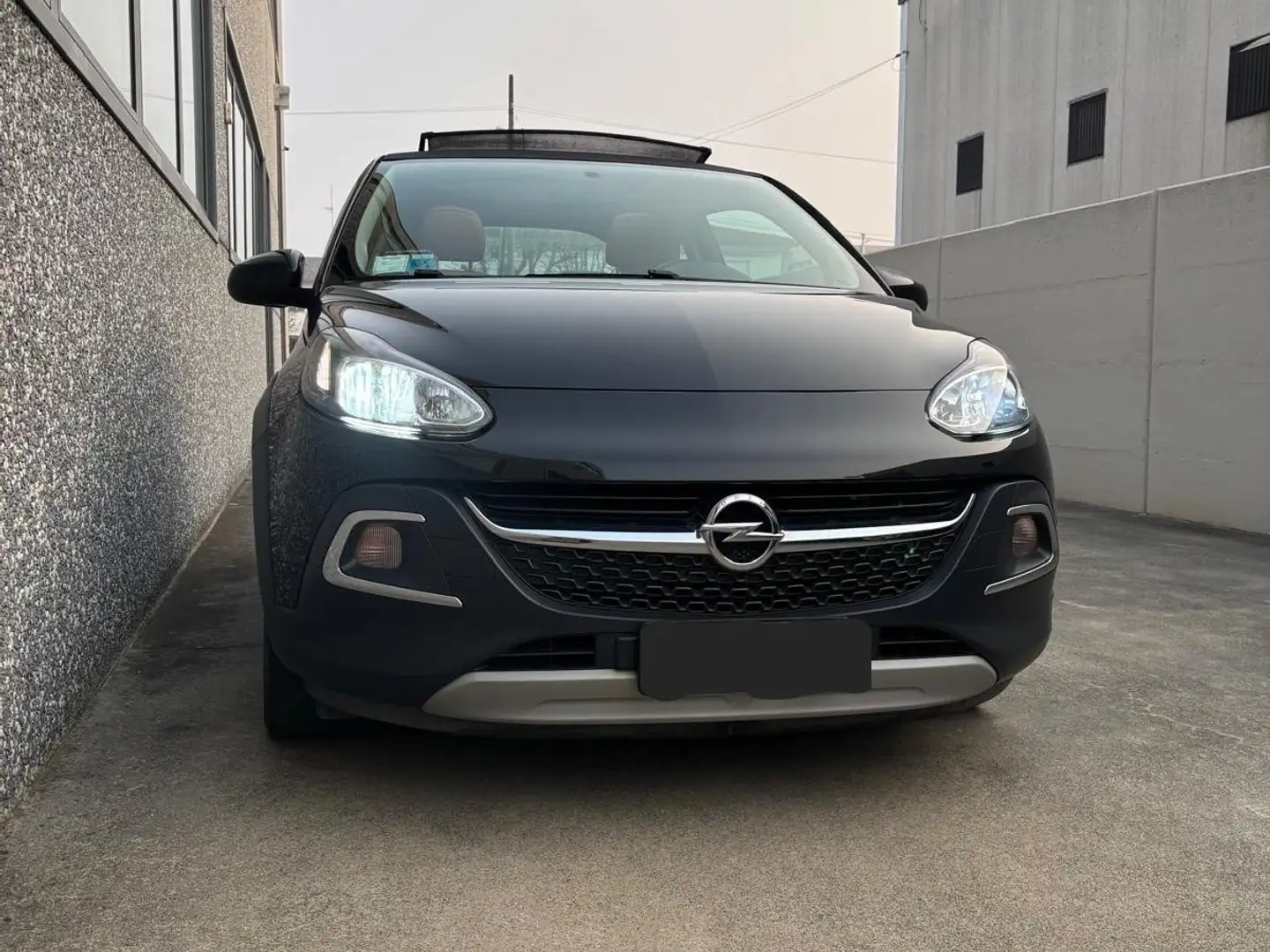 Opel Adam 1.2 Rocks 70cv - 1
