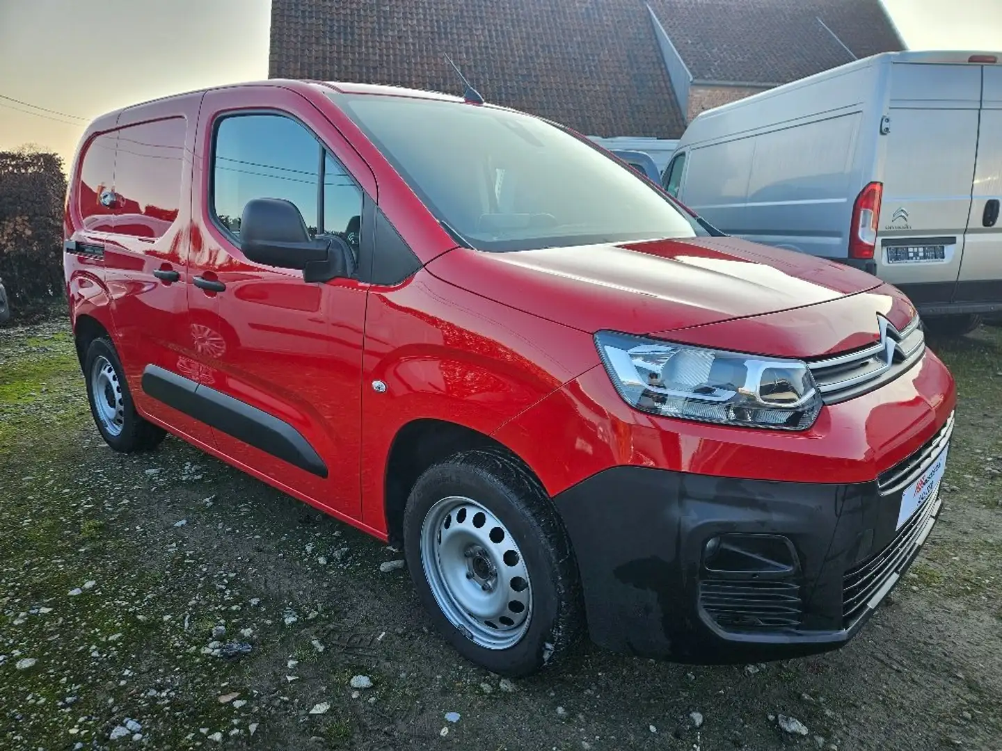 Citroen Berlingo 1.2 benzine automaat FULL OPTION 130pk Rot - 1