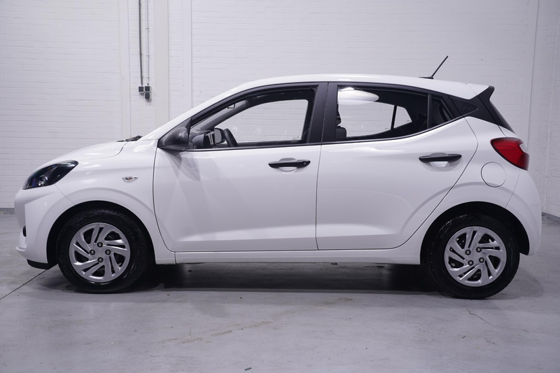 Hyundai i10 1.0 Comfort 1e Eig. NAP Navi Camera Apple Carplay — photo 9