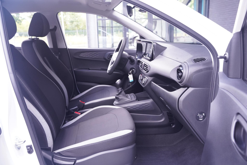 Hyundai i10 1.0 Comfort 1e Eig. NAP Navi Camera Apple Carplay — photo 42