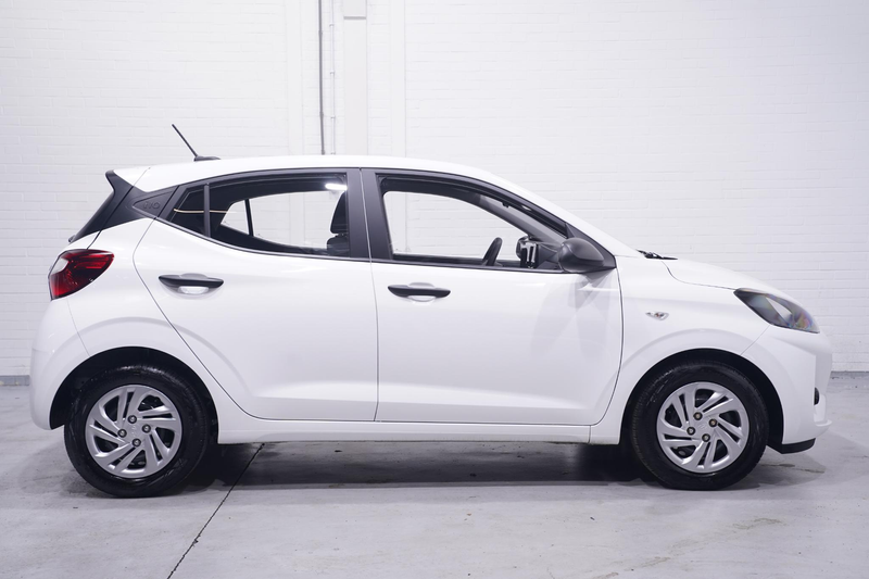 Hyundai i10 1.0 Comfort 1e Eig. NAP Navi Camera Apple Carplay — photo 17