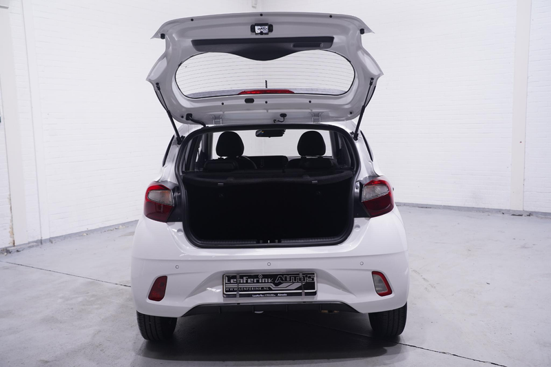 Hyundai i10 1.0 Comfort 1e Eig. NAP Navi Camera Apple Carplay — photo 15