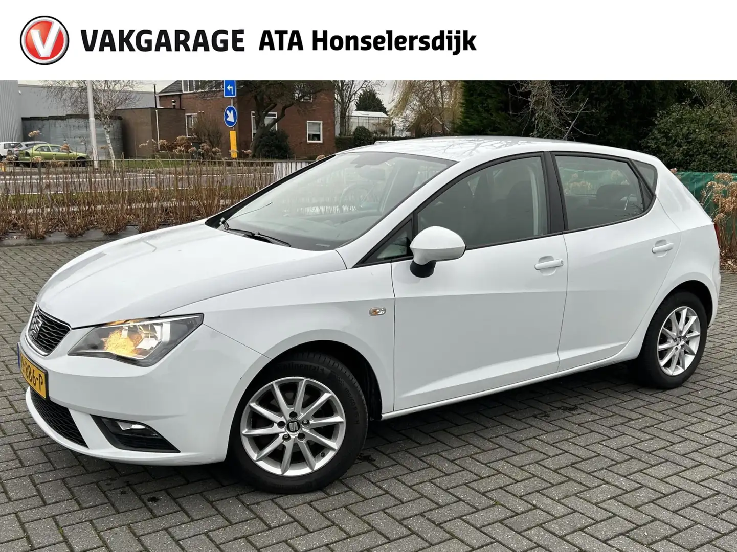 SEAT Ibiza 1.0 EcoTSI Style Connect | Airco | Bluetooth | Cru Bílá - 1