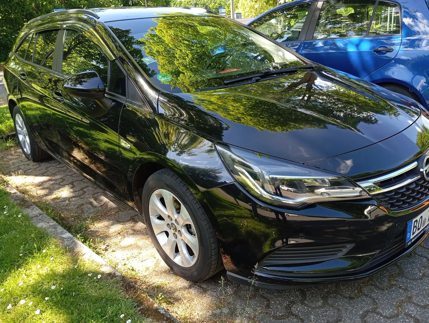 Opel Astra K 1.6 D Start/Stop Sports Tourer Business neu TÜV Schwarz - 1