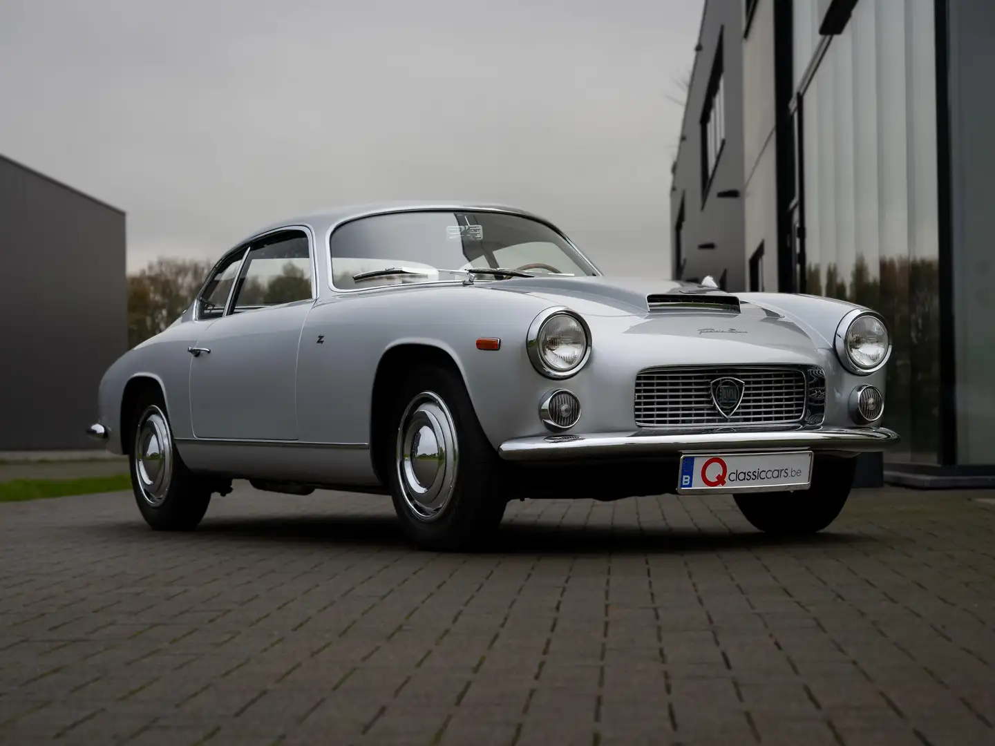 Lancia Flaminia Sport Zagato 3C Silber - 2