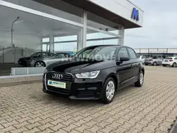 Audi A1 Sportback Navi SHZ Tempomat PDC Bluetooth MFL