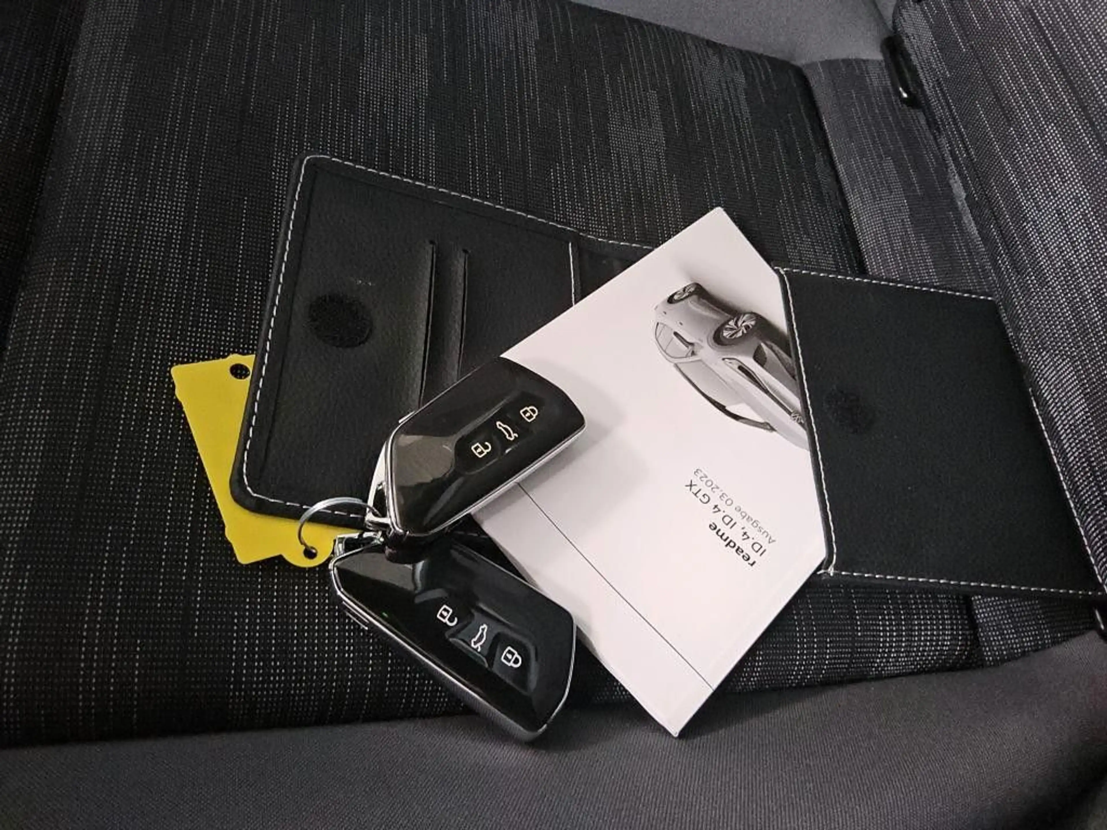 Volkswagen ID.4 Pro Performance 150 kW *WÄRMEP*RCAM*AHK*KEY — photo 11