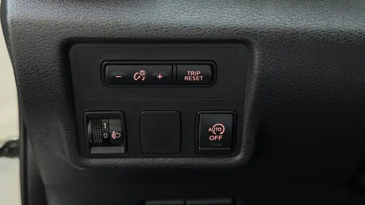 Nissan Micra 2018, foto 10