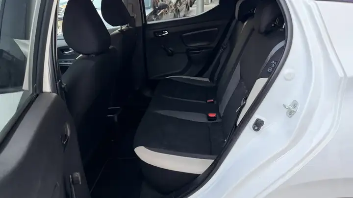 Nissan Micra 2018, foto 7