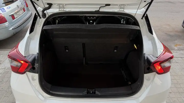 Nissan Micra 2018, foto 8