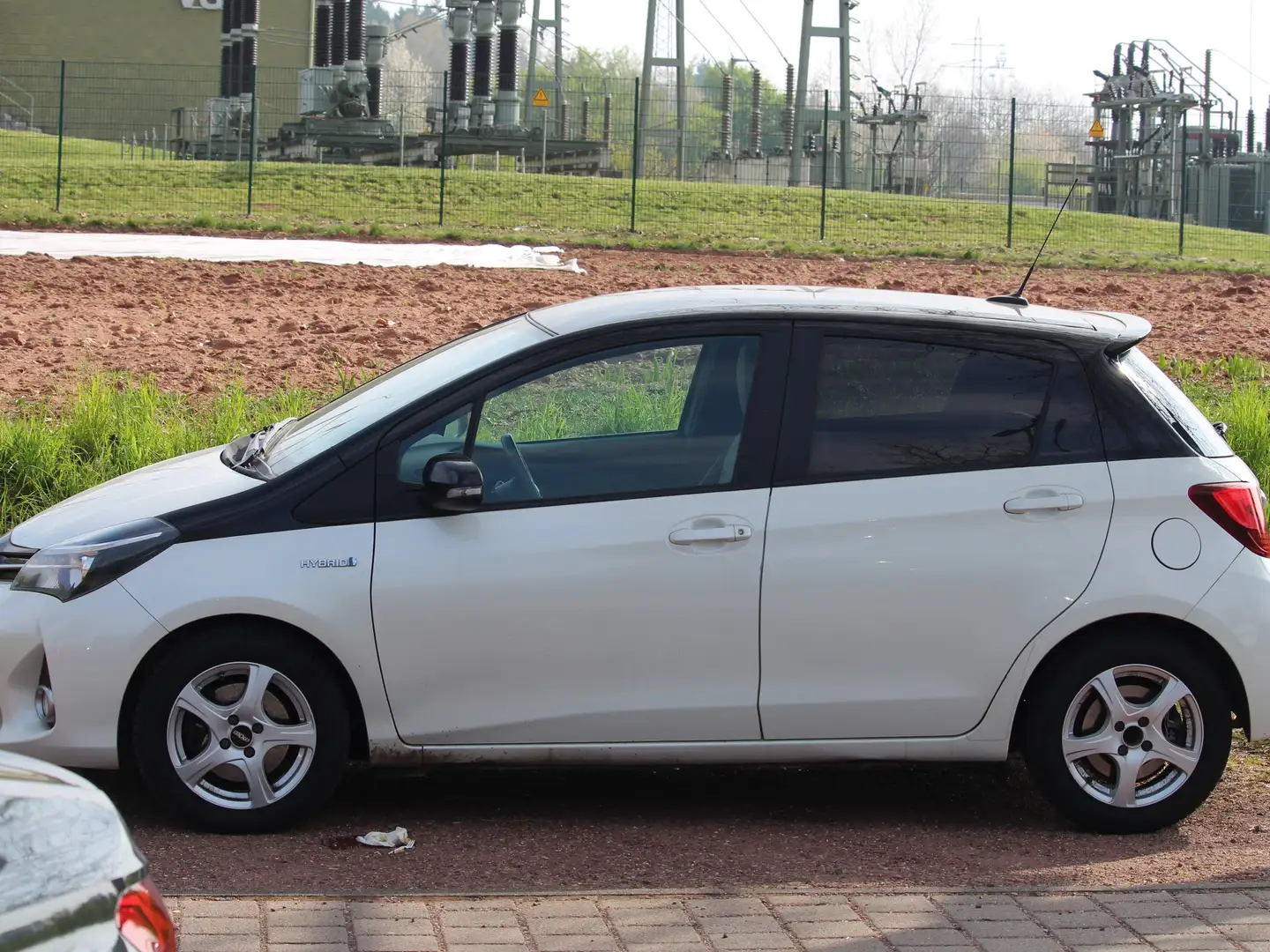 Toyota Yaris Yaris Hybrid Hybrid 1.5 VVT-i Style Weiß - 2