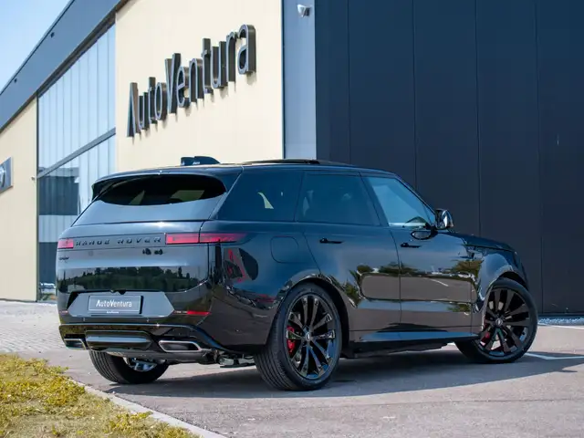 Land Rover Range Rover Sport view 6