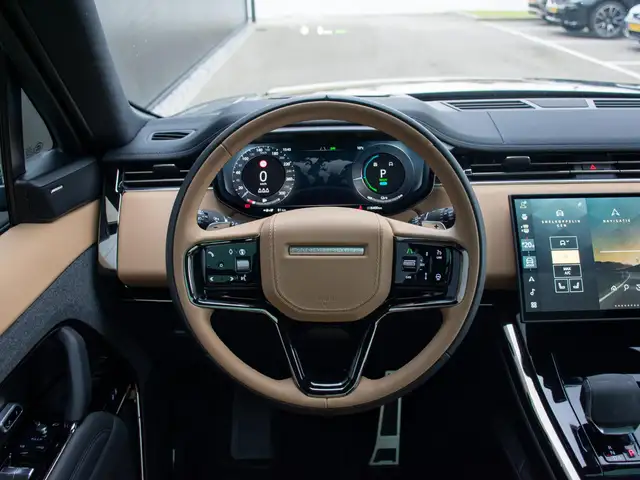 Land Rover Range Rover Sport view 7