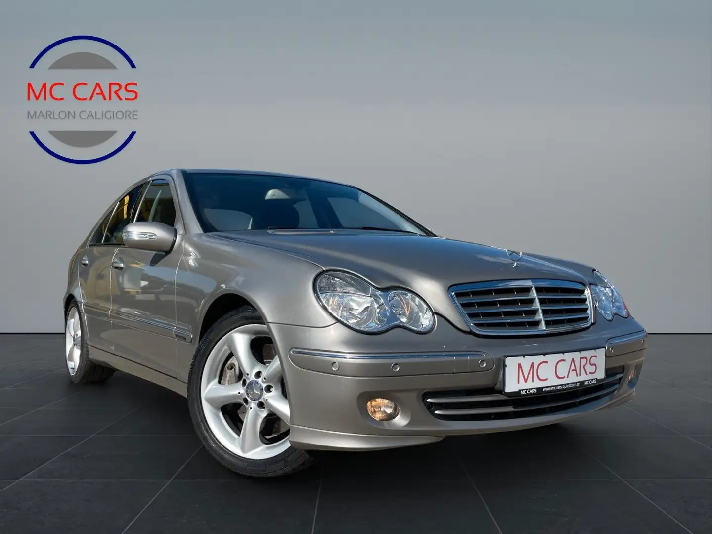 Mercedes-Benz C 200 /Kompressor/1.Hand/Tüv+Au Neu/Service Neu Grau - 1