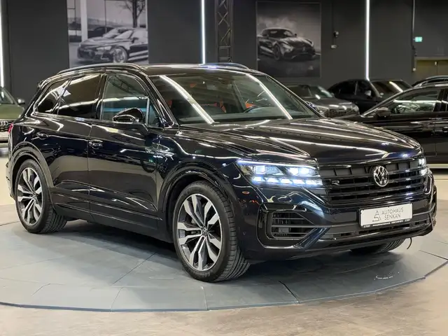 Volkswagen Touareg R 3.0 TSI eHybrid 4M*LUFT*PANO*AHK*MATRI