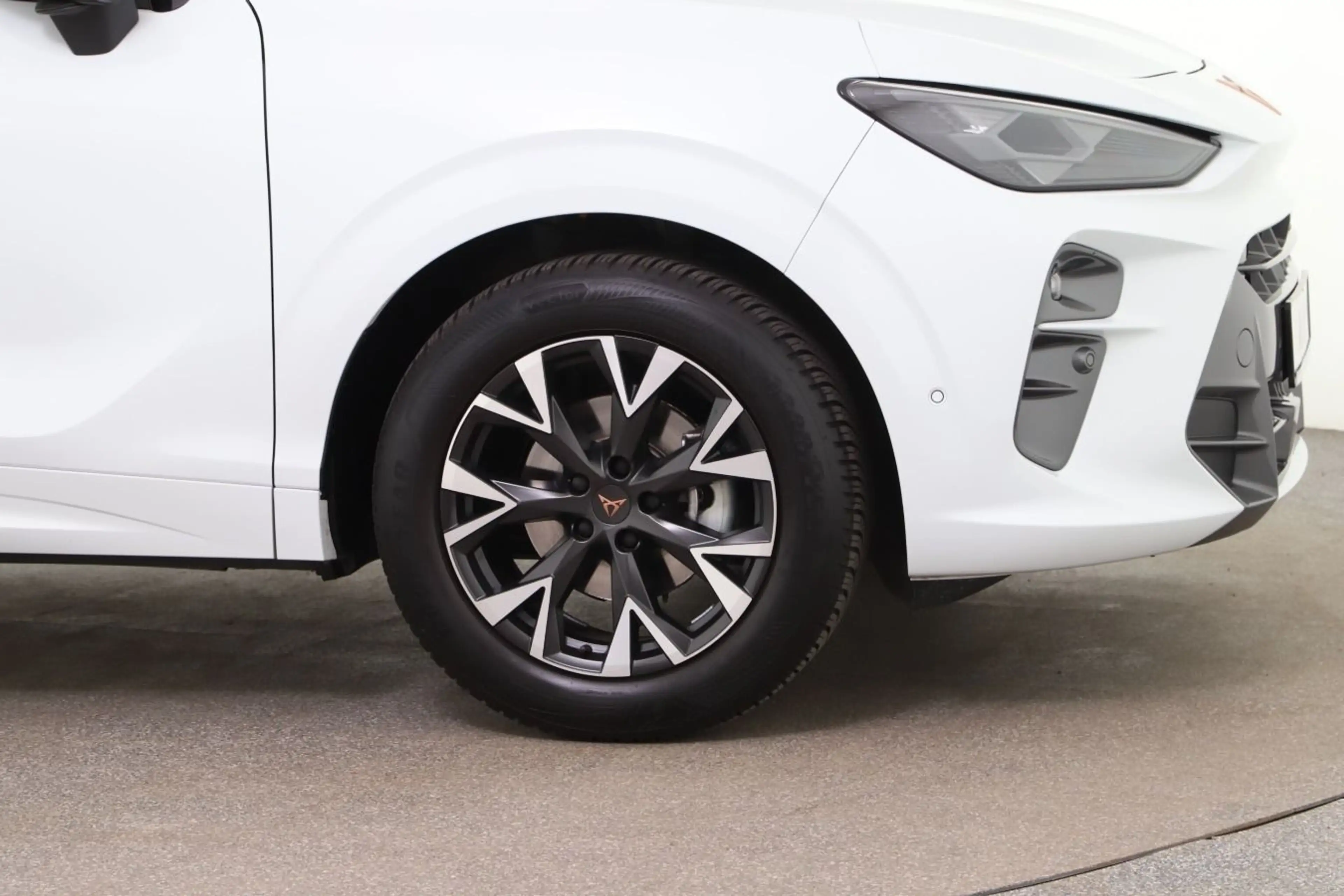 CUPRA Terramar 1.5 eTSI DSG LED/ACC/HuD/360°/Navi — photo 3