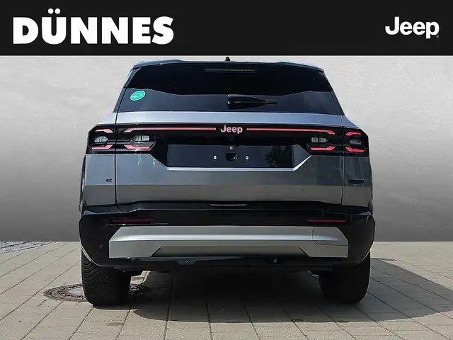 Jeep Compass view 4