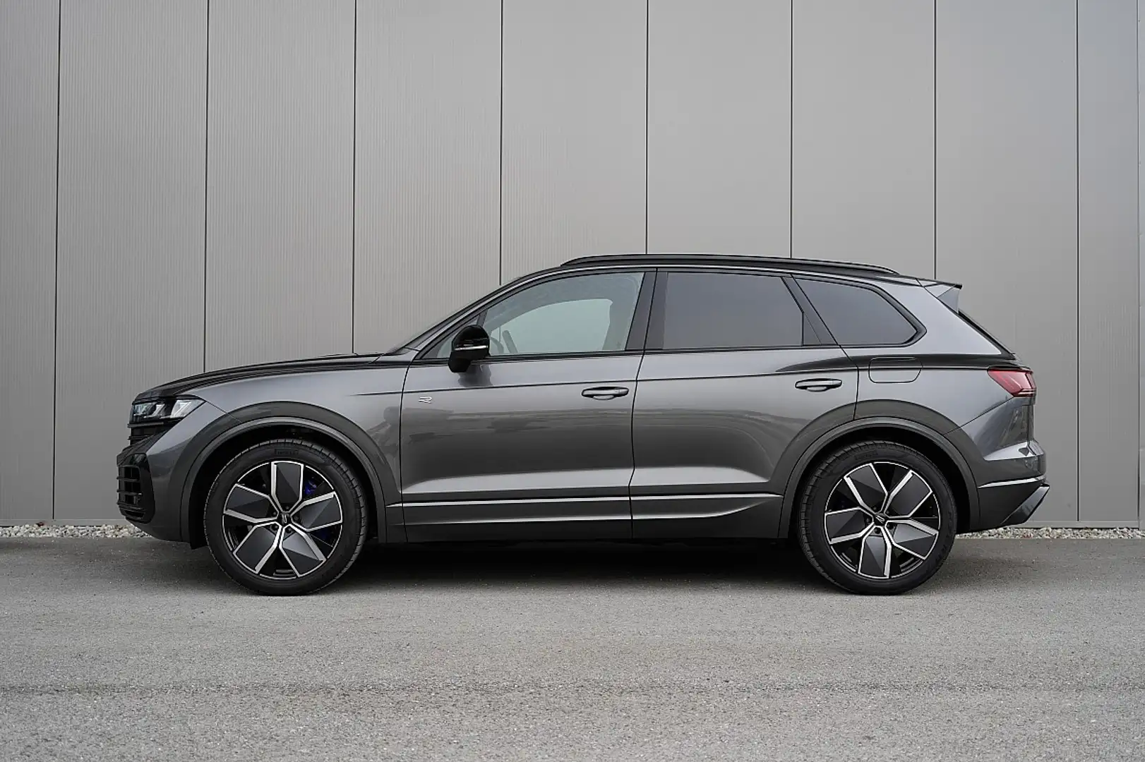 Volkswagen Touareg 4Motion V6 TSI eHybrid PHEV R Aut., Head Up, Ma... Grau - 2