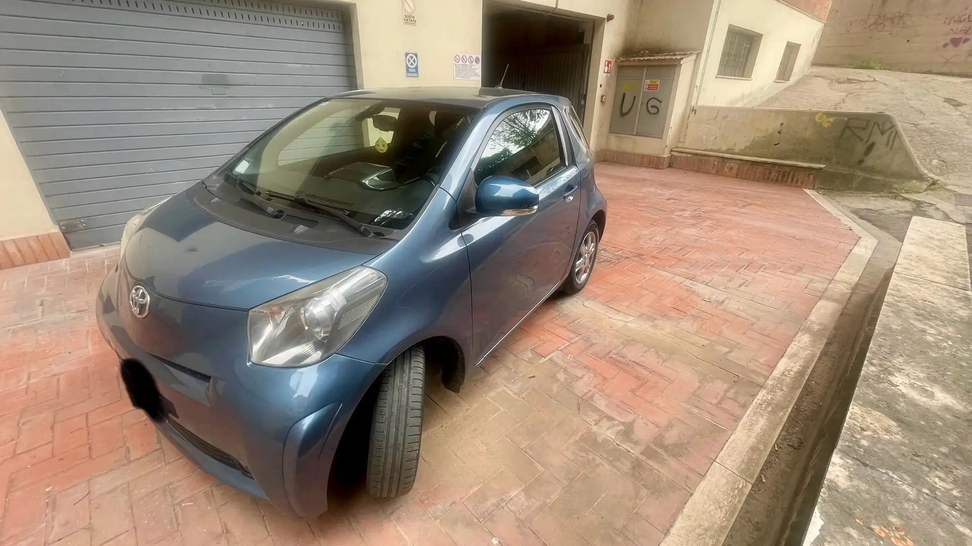 Toyota iQ 1.0 High Collection cvt - 2