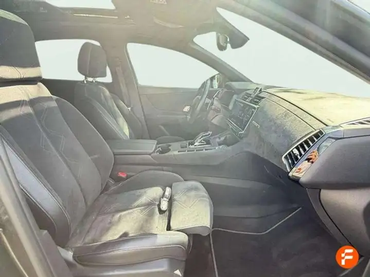 DS 7 Crossback 1.6 E-Tense PERF. LINE + Auto 4WD 2021, foto 15
