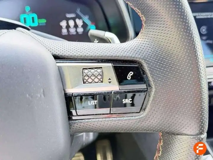 DS 7 Crossback 1.6 E-Tense PERF. LINE + Auto 4WD 2021, foto 26