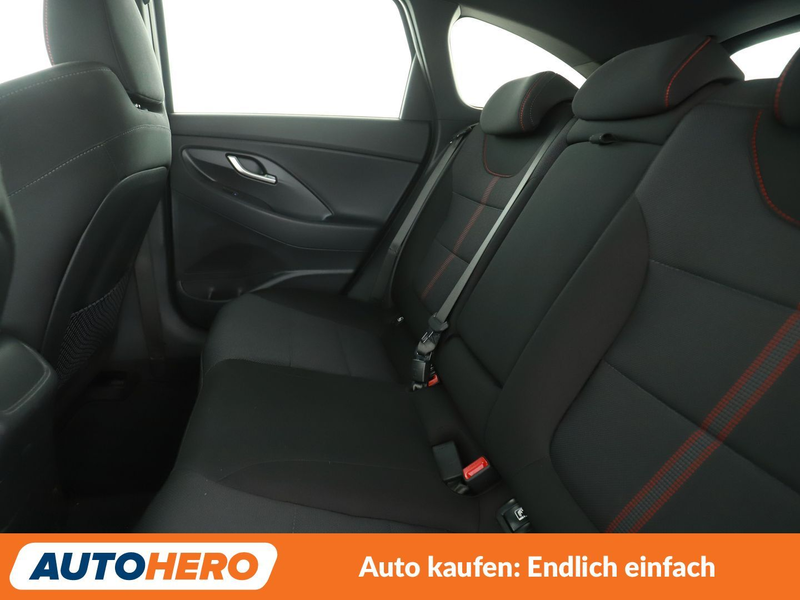 Hyundai i30 1.5 T-GDI Mild-Hybrid N Line Aut*NAVI*LED*TEMPO* — photo 14