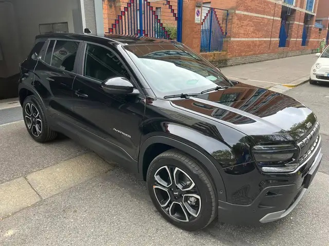 Jeep Avenger AVENGER SUMMIT 1.2 TURBO e-HYBRID MHEV eDCT6 110 CV