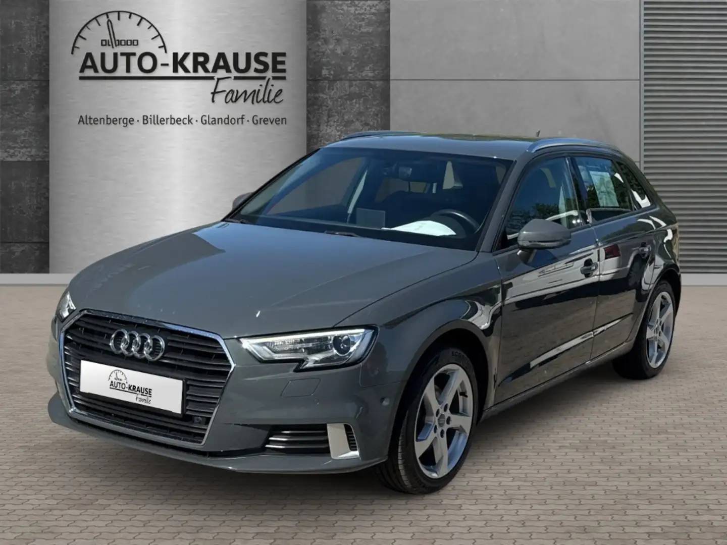 Audi A3 30 1.0 TFSI Sportback sport AHK, Navi, Soundsystem Grau - 1