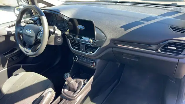 Ford Fiesta view 10