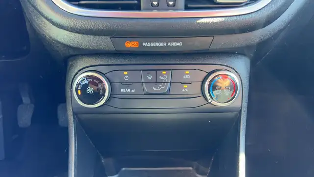 Ford Fiesta view 13