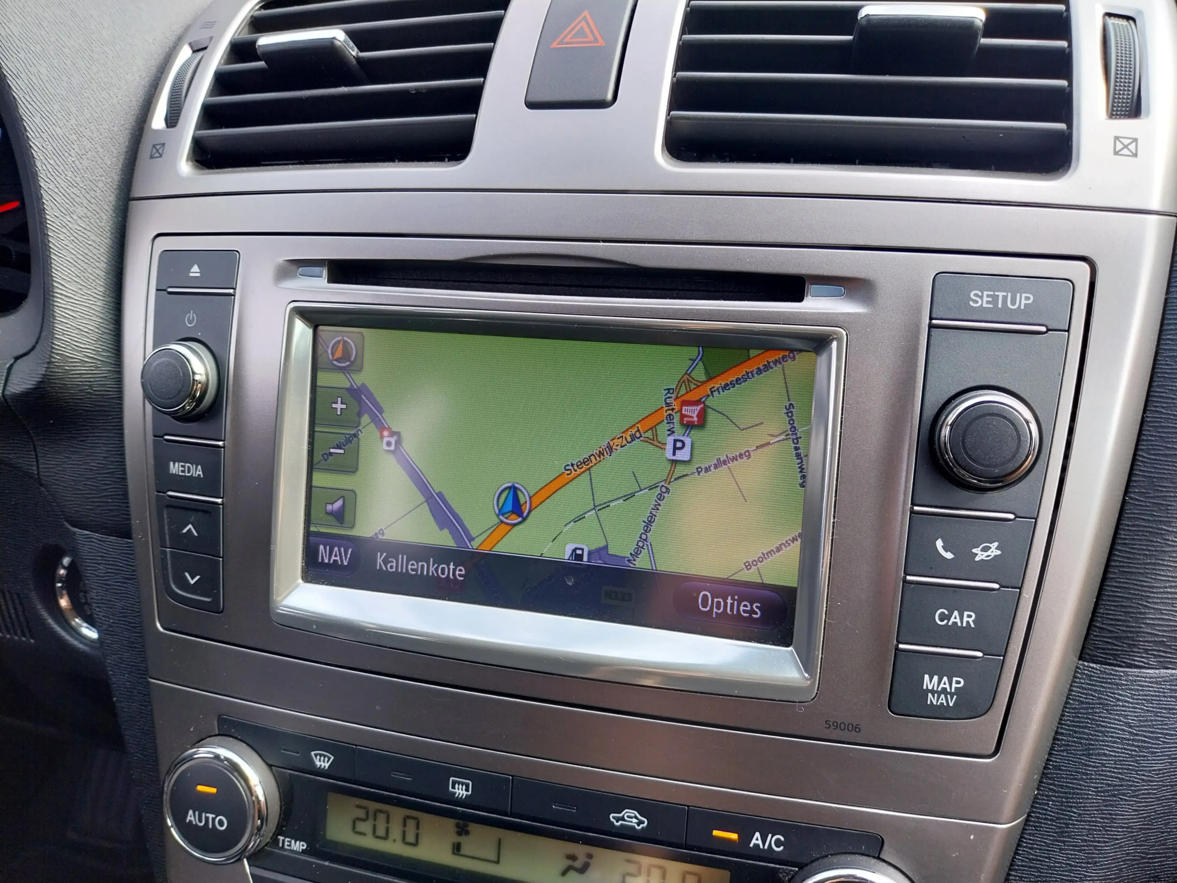 Toyota Avensis Wagon 1.8 VVTi Dynamic XENON LED HALF LEER NAVI CR — photo 8