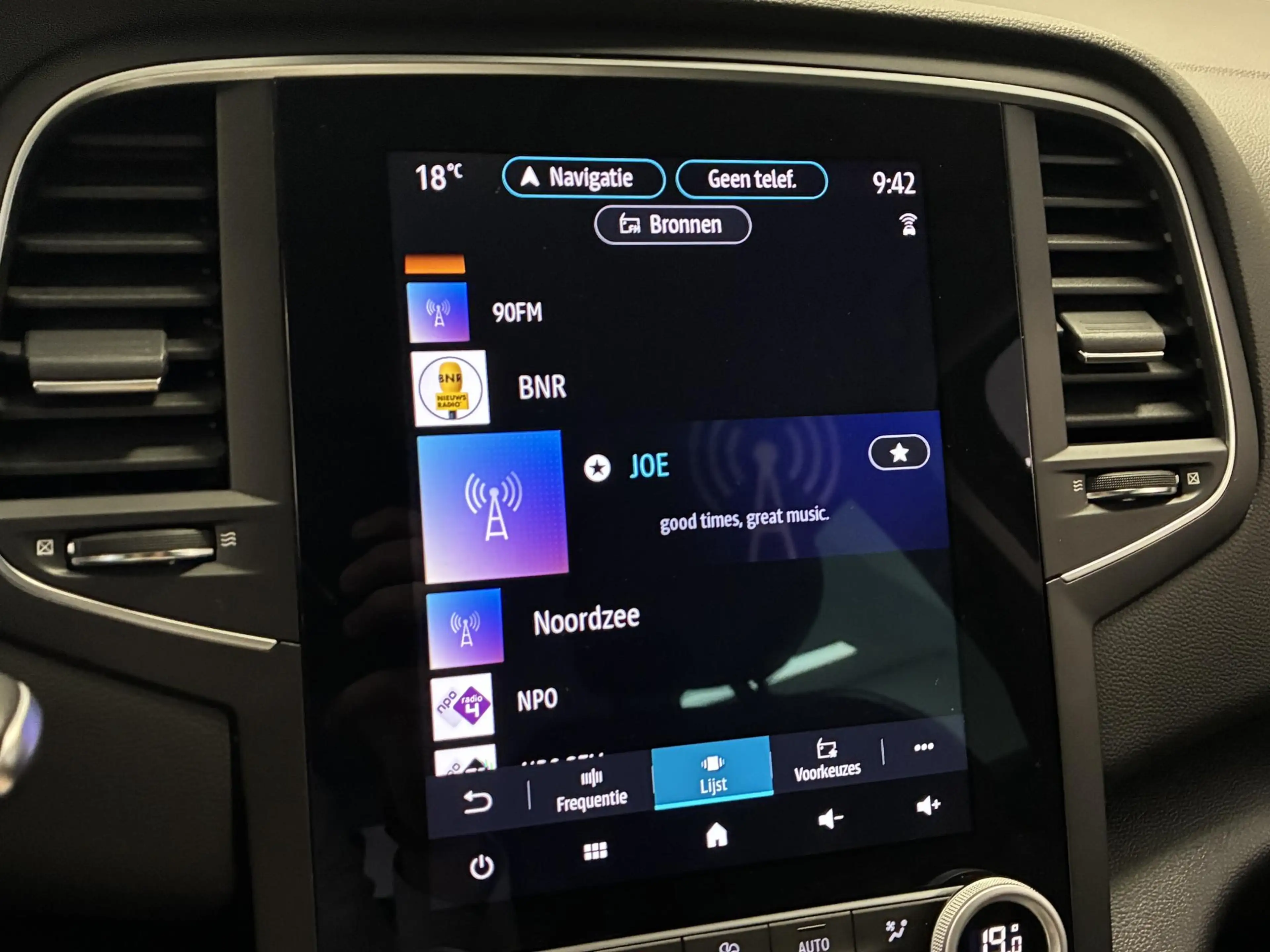 Renault Megane Estate 1.3 TCe 140 Techno | TREKHAAK | ALL. SEASON — photo 21
